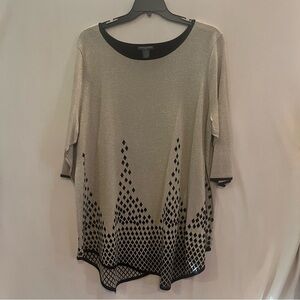 Chelsea & Theodore Metallic Gold and Black Sweater - 3X